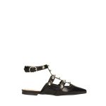 Lapos elöl zárt hegyesorrú fekete szandál aranyszínű szegecsekkel