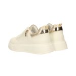 Fehér ecobőr sportcipő sarkán arany betéttel, oldalán cipzárral, memóriahabos belső talprésszel