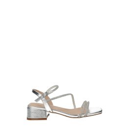   Elöl-hátul nyitott, kockasarkú, ezüst színű, ecobőr szandál, strasszos pántokkal