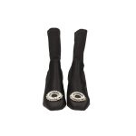 Fekete enyhén sztreccs anyagú bokacsizma, orrán kör strasszköves díszítéssel