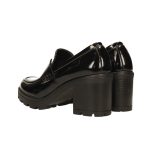 Fekete lakkbőr magassarkú platform cipő, hasáb sarokkal