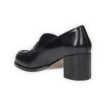 Fekete színű, elegáns, kockasarkú ecobőr mokaszin